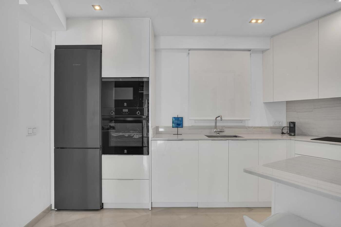 Polo Apartaments 5E Jacaranda Marbella Eksteriør billede